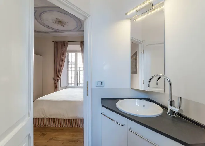 Monti Stunning With Terrace Рим
